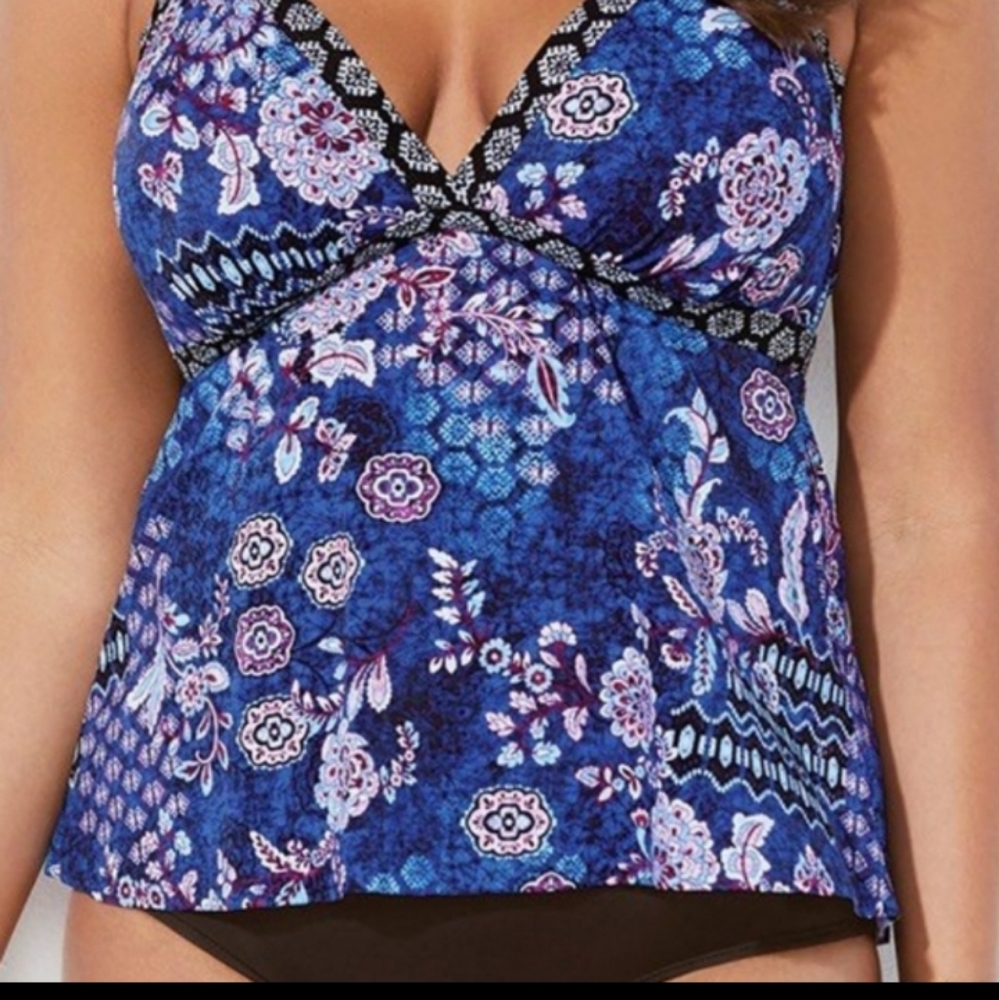 Ladies Mystical loop strap 10 blue, purple, and black tankini set NWOT